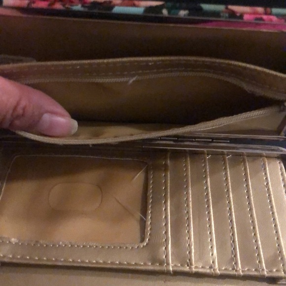 Floral wallet - Picture 6 of 6